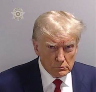 Donald Trump_zatvorska fotografija  Donald Trump_zatvorska fotografija