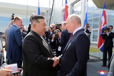 Kim Jong Un i Vladimir Putin 