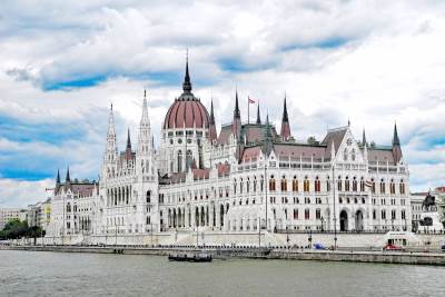 Mađarski parlament u Budimpešti Mađarski parlament u Budimpešti