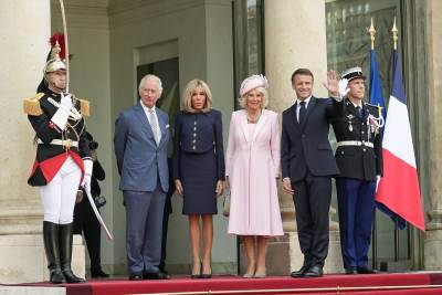 Posjet britanskog kralja Karla III. Parizu i sastanak s francuskim predsjednikom Emmanuelom Macronom 