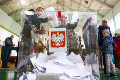 Parlamentarni izbori u Poljskoj Parlamentarni izbori u Poljskoj