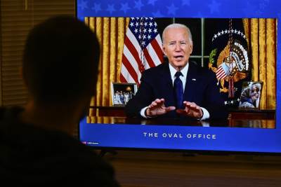 Američki predsjednik Joe Biden obraća se naciji iz Ovalnog ureda u Bijeloj kući 