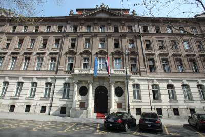 Zgrada Ministarstva vanjskih i europskih poslova na Zrinjevcu Zgrada Ministarstva vanjskih i europskih poslova na Zrinjevcu