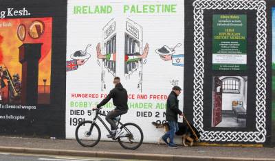 Rat između Izraela i Hamasa podijelio je i stanovnike Sjeverne Irske, pa protestanti podržavaju Izrael, a katolici Palestince Rat između Izraela i Hamasa podijelio je i stanovnike Sjeverne Irske, pa protestanti podržavaju Izrael, a katolici Palestince