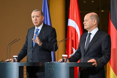 Recep Tayyip Erdogan i Olaf Scholz Recep Tayyip Erdogan i Olaf Scholz