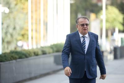 Nermin Nikšić   Nermin Nikšić