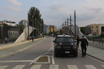 Most u Kosovskoj Mitrovici Most u Kosovskoj Mitrovici