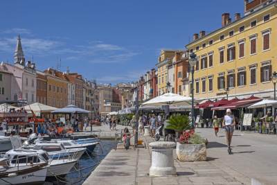 Turisti u Rovinju Turisti u Rovinju
